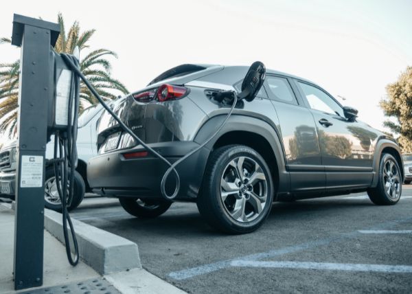 Why Electric Car Accidents Can Be More Dangerous